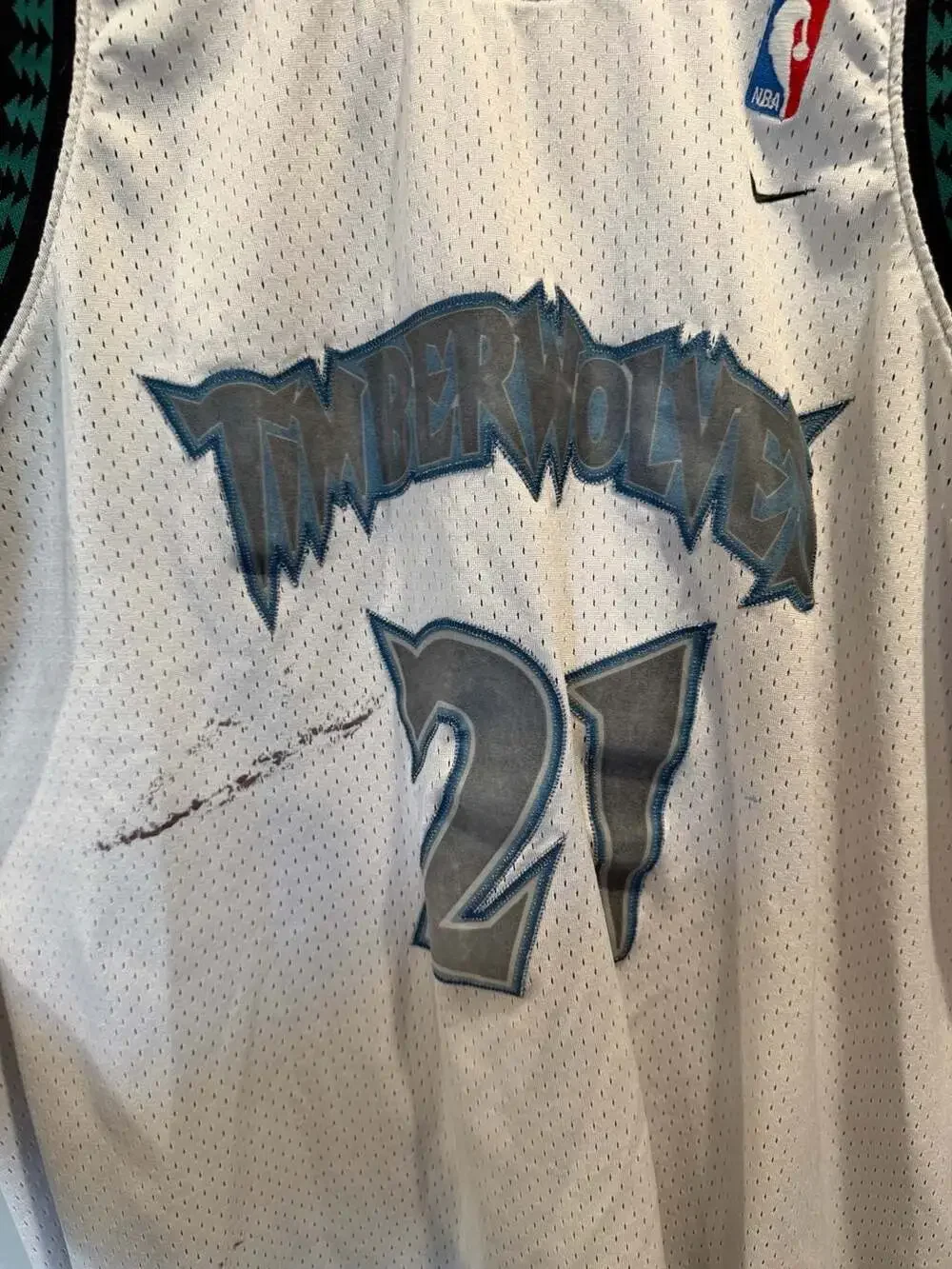 Nike Minnesota Timberwolves Kevin Garnett #21 White Home Jersey Size L